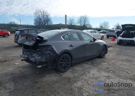 2025 Mazda Mazda3 2.5 S Select Sport z USA, uszkodzony, nr VIN JM1BPABM5S1757712